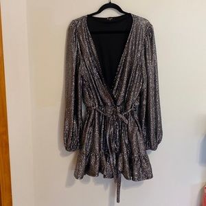 NWOT Silver Long Sleeved Romper